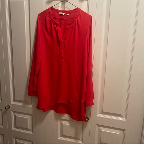 Reitmans size S shirt red colour - Picture 7 of 10